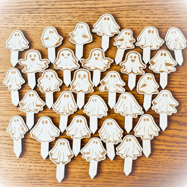 Friendly Ghosts: Laser Cut Cupcake Toppers for a Boo-tiful Halloween